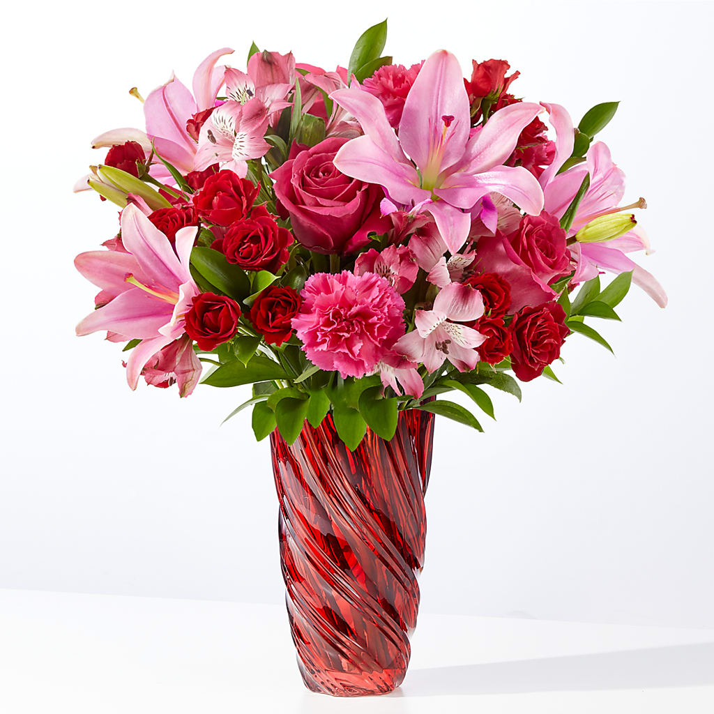 In Love Bouquet with Luxe Swirl Vase – SMITH FLORAL & GREENHOUSES, Lansing MI