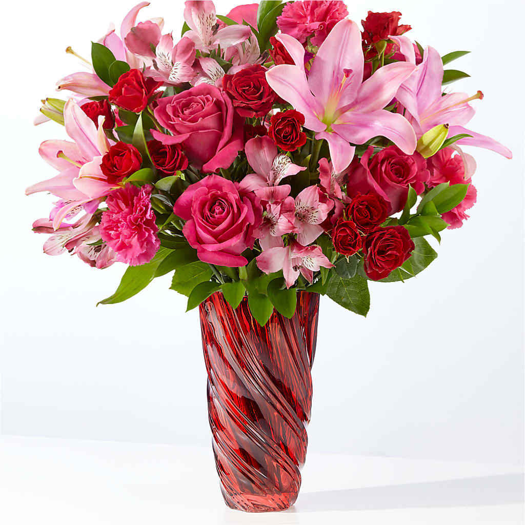 In Love Bouquet with Luxe Swirl Vase – SMITH FLORAL & GREENHOUSES, Lansing MI