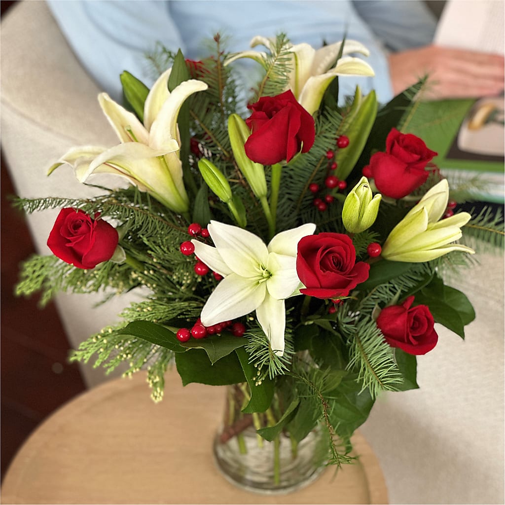 Sparkling Snowflakes Bouquet – SMITH FLORAL & GREENHOUSES, Lansing MI