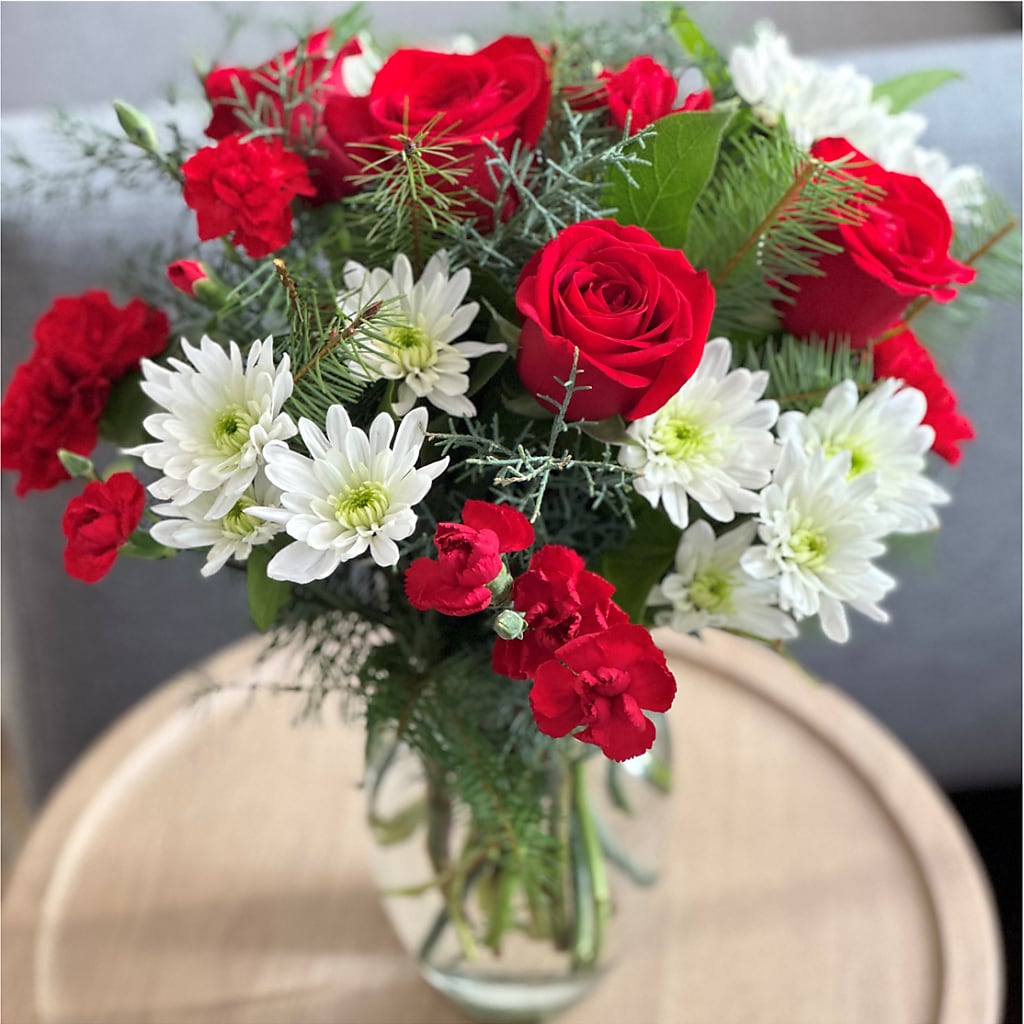 Seasonal Magic Bouquet – SMITH FLORAL & GREENHOUSES, Lansing MI